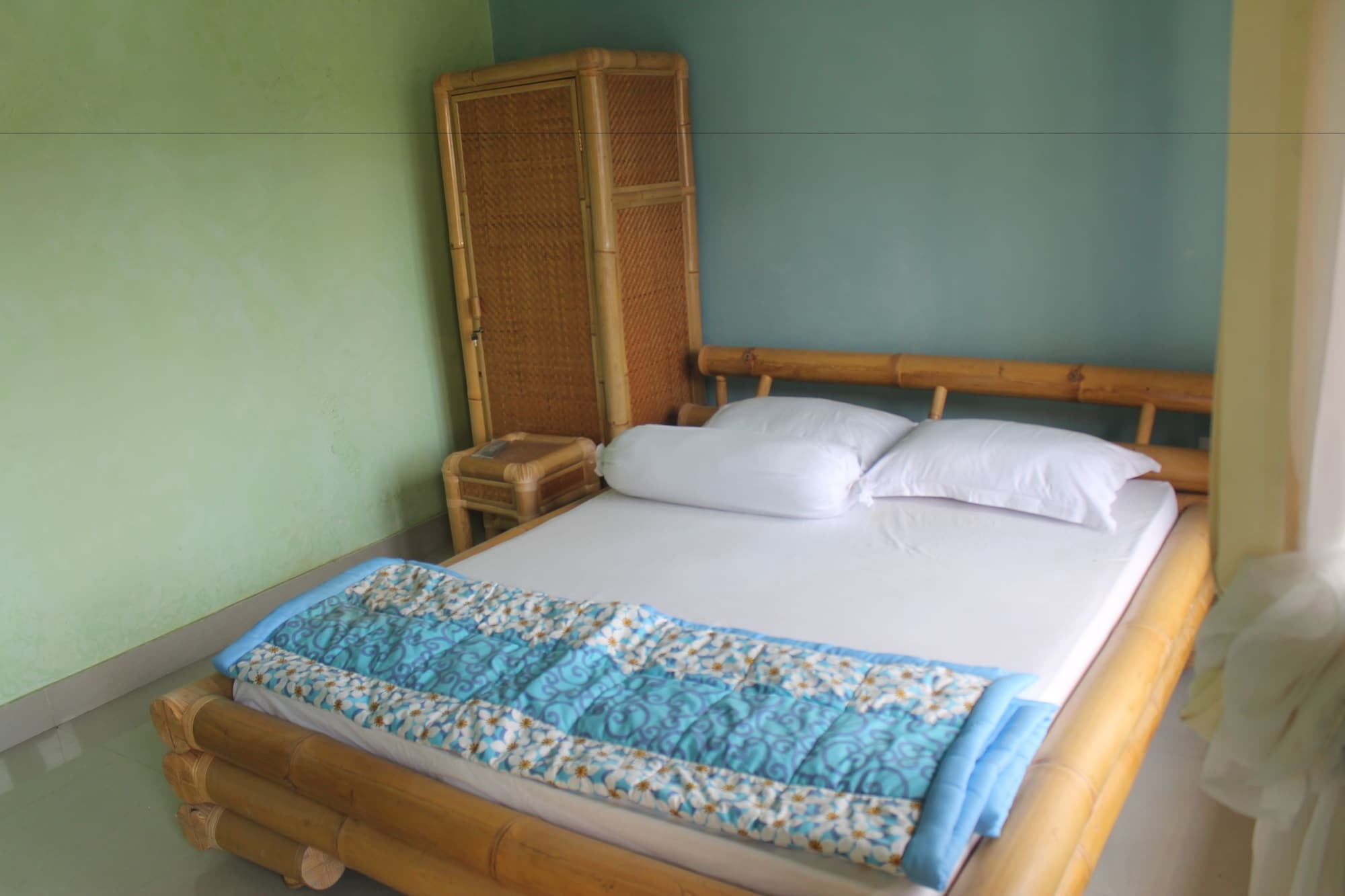 Waterfall Guest House Sukawati Buitenkant foto